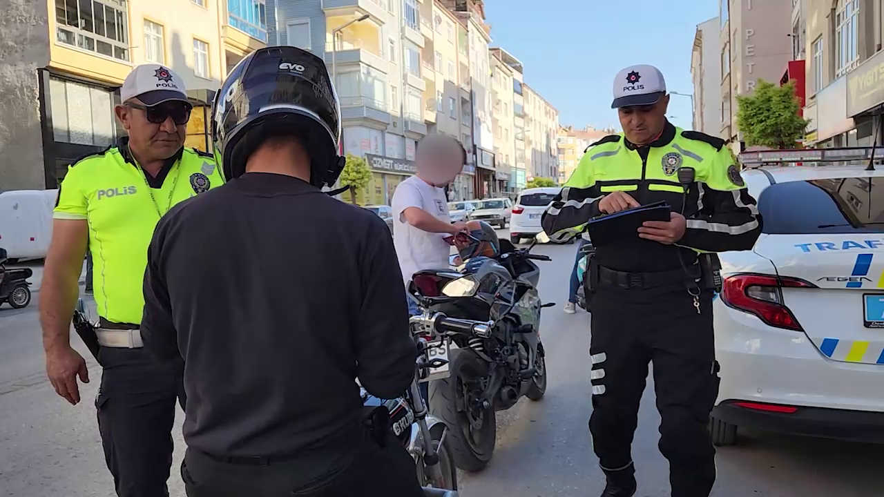 Karamanda Motosiklet Denetimlerinde 387 Surucuye Ceza8