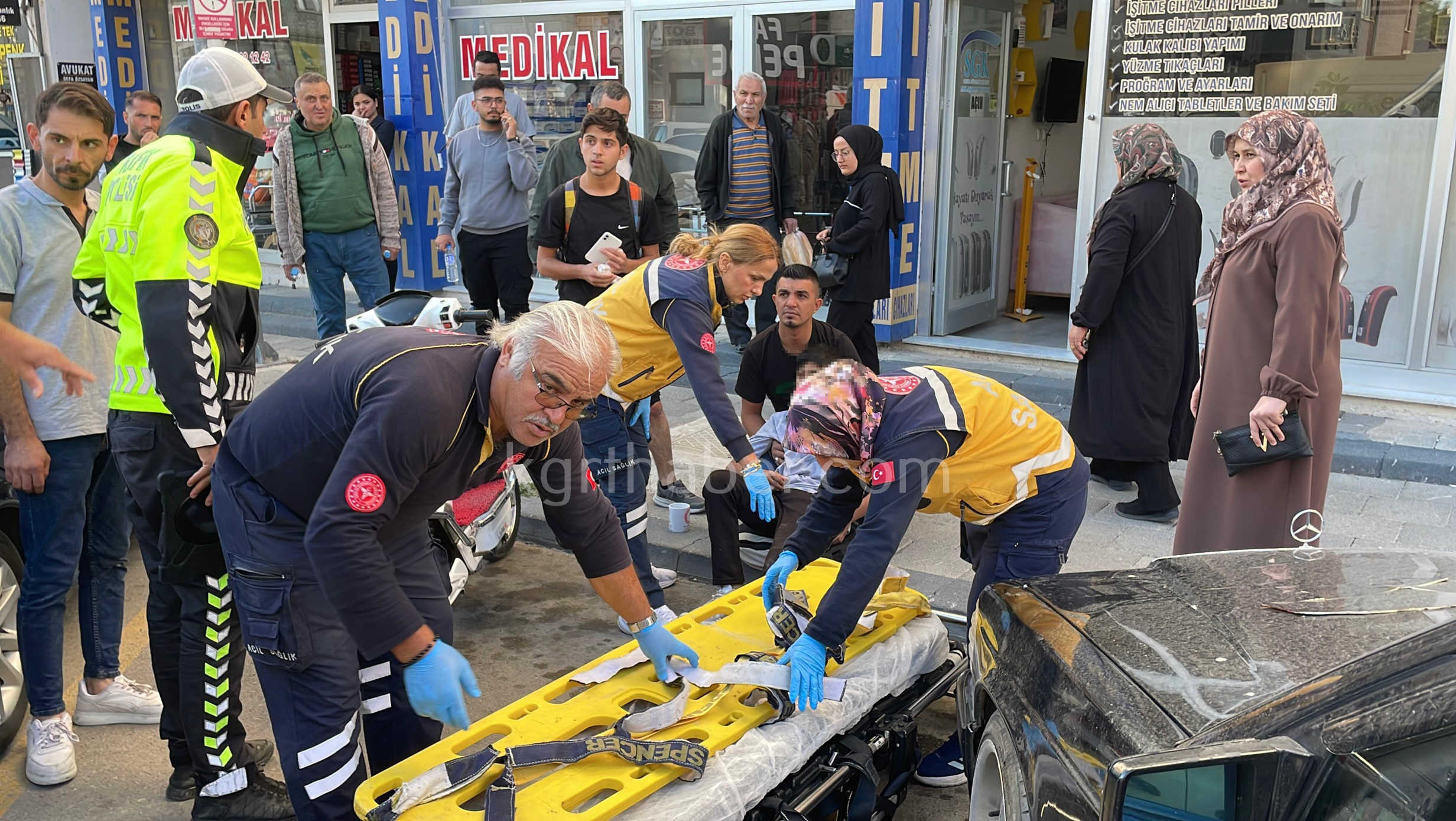 Karamanda Otomobille Elektrikli Bisiklet Carpisti 1 Yarali1