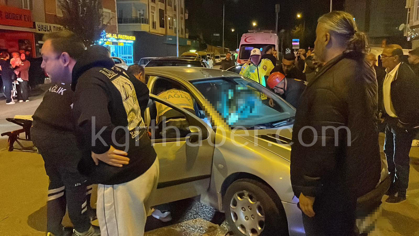 Karamanda Sikismali Kaza 2 Yarali2