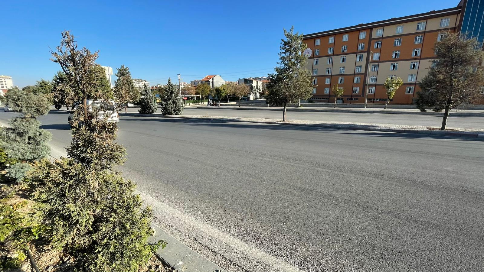 Karamanda Silinen Yol Cizgileri Trafik Guvenligini Tehlikeye Dusuruyor (6)