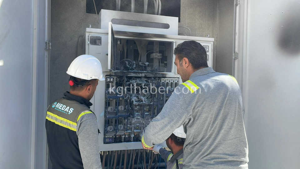 Karamanda Trafo Yangininda Faciadan Donuldu2