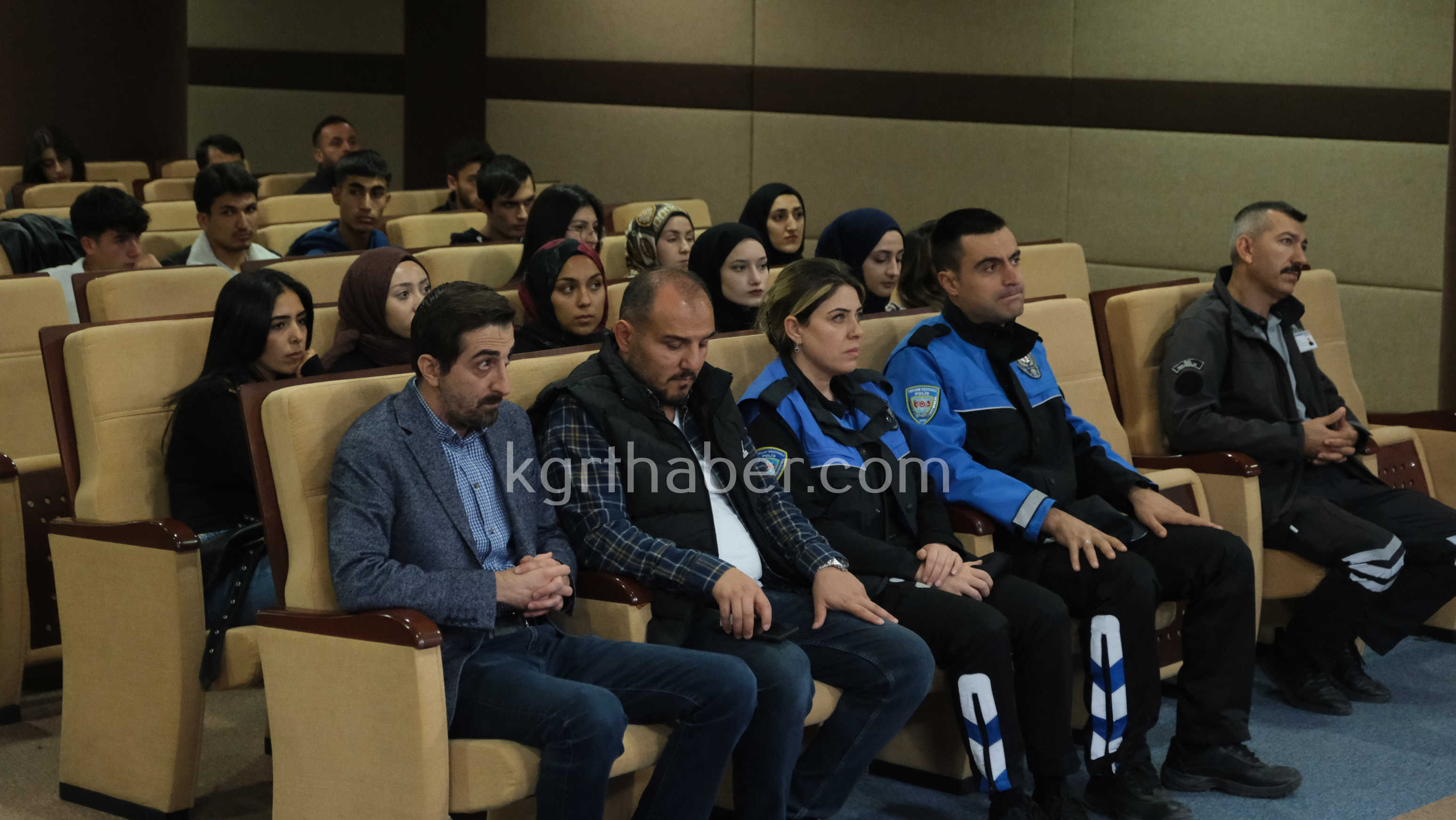 Kmu Ogrencileri Tusas Sehitlerini Unutmadi Karamanda Tusas Sehitleri Anildi12