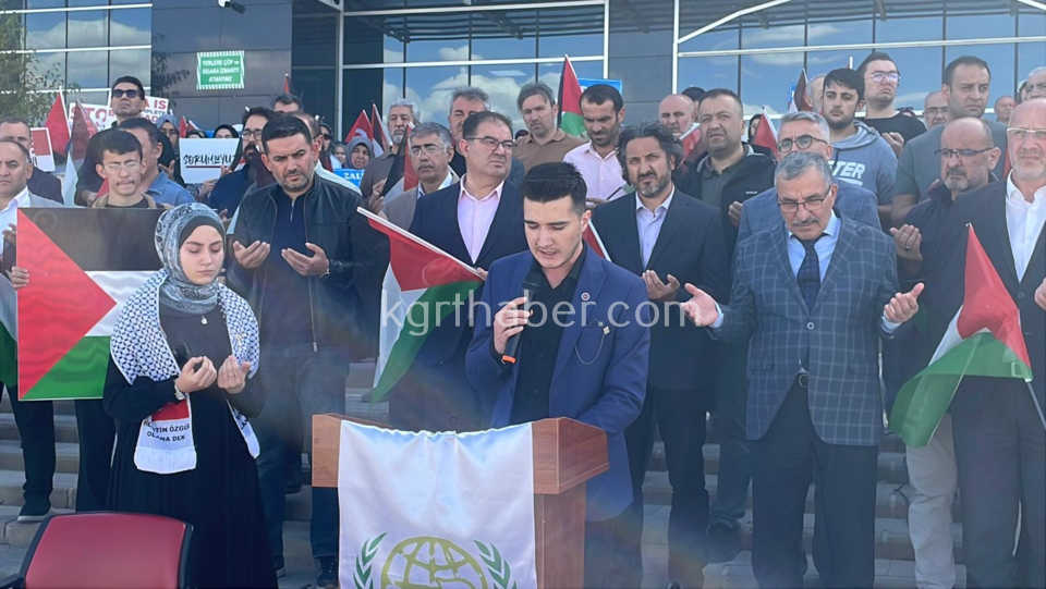 Kmude Gazze Icin Toplandilar Buradan Sumuda Selam Gonderiyoruz13