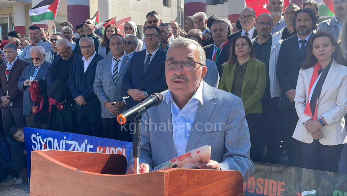 Kmude Ogrenciler Ve Akademisyenler Gazze Icin Yurudu11