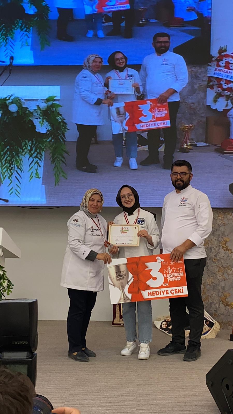 Kmulu Ogrenciler Gastronomi Madalyalariyla Dondu3