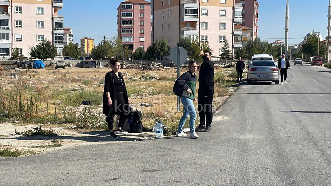 Ortalik Savas Alani Hafif Ticari Aracla Cip Carpisti 3 Yarali14