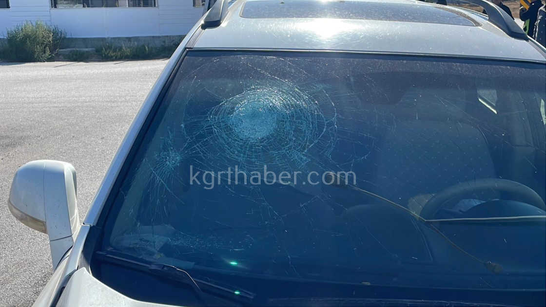 Ortalik Savas Alani Hafif Ticari Aracla Cip Carpisti 3 Yarali17