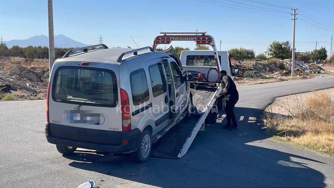 Ortalik Savas Alani Hafif Ticari Aracla Cip Carpisti 3 Yarali5