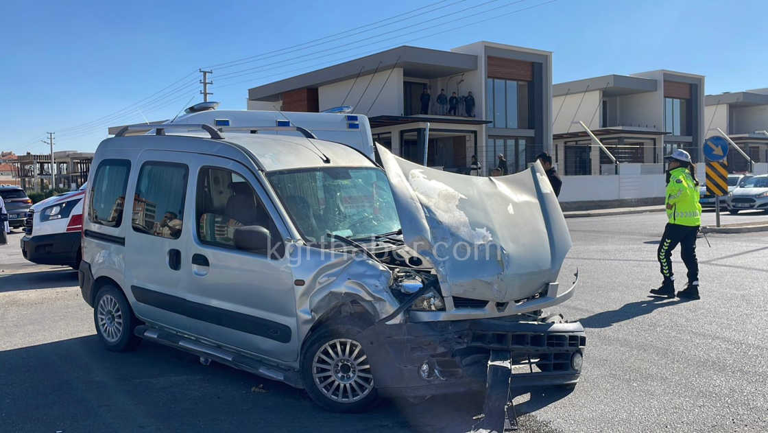 Ortalik Savas Alani Hafif Ticari Aracla Cip Carpisti 3 Yarali8