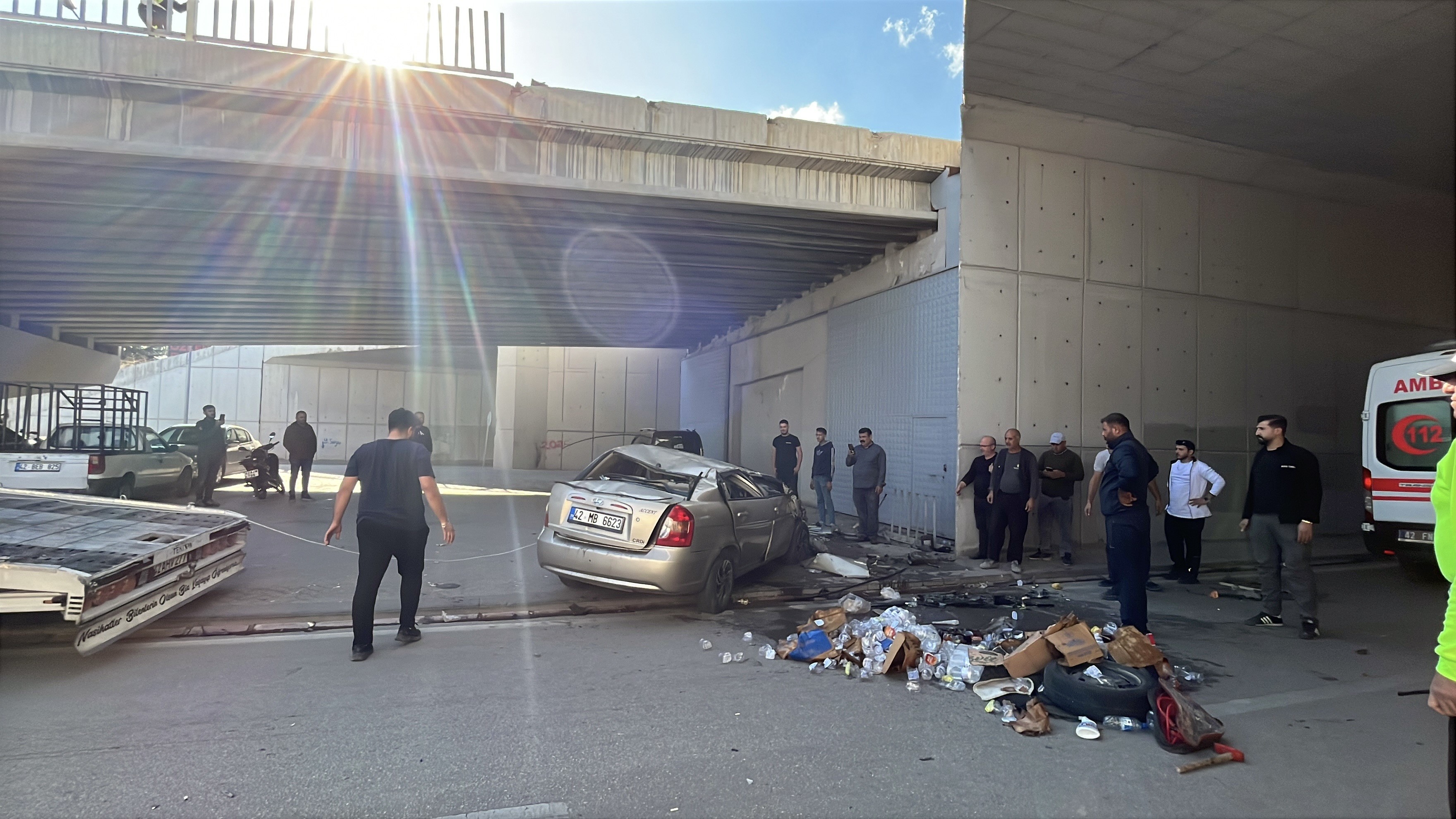 Otomobil Ust Gecitten Dustu 2 Yarali (1)