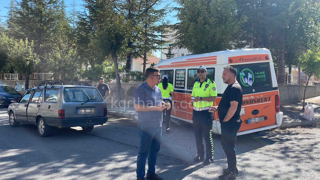 Otomobille Carpisan Dolmus Kaldirima Cikti 3 Yarali0