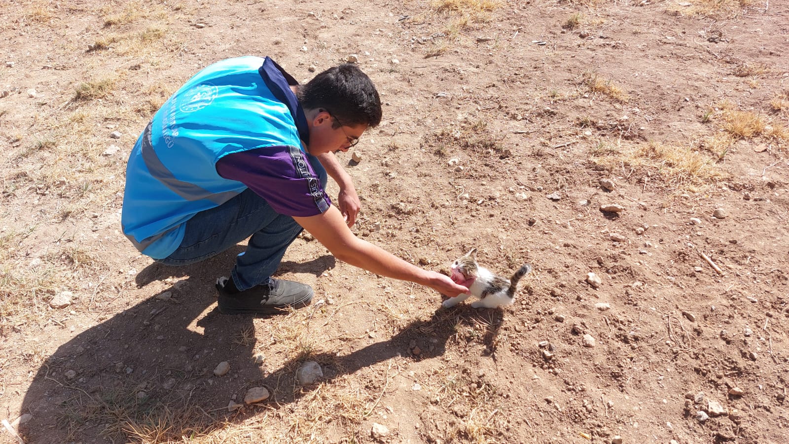 Universitelilerden Patikoye Ziyaret1