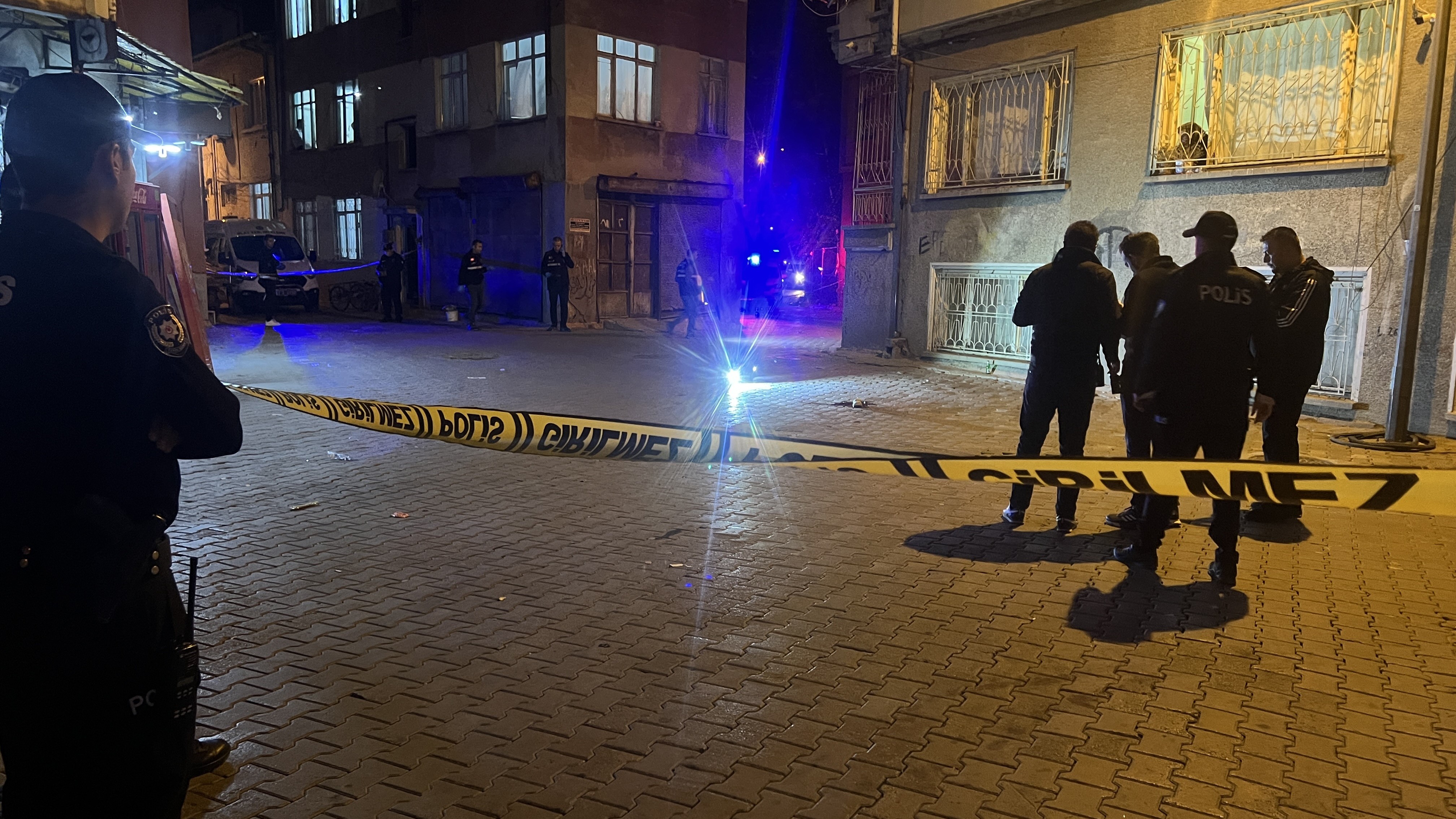 Yan Bakma Kavgasi Can Aldi 5 Yasindaki Cocuk Hayatini Kaybetti (3)