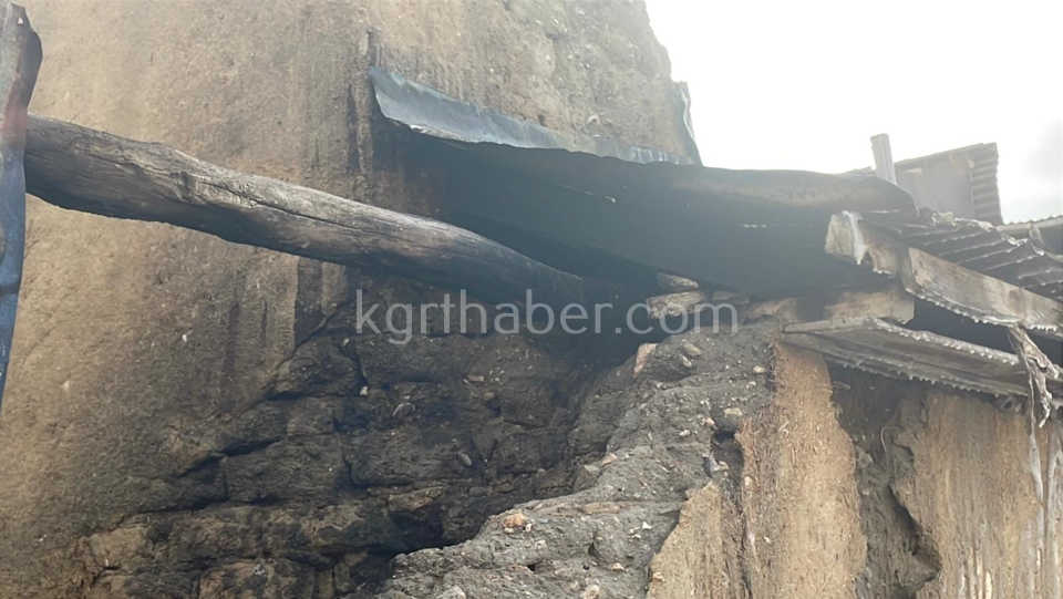 Itfaiye Kerpic Binaya Sicrayan Yangini Buyumeden Sondurdu10