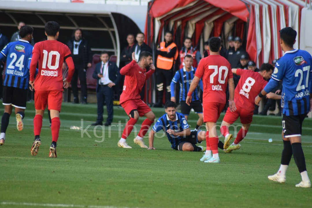 Karaman Fk Kendi Evinde 1 1 Berabere Kaldi19