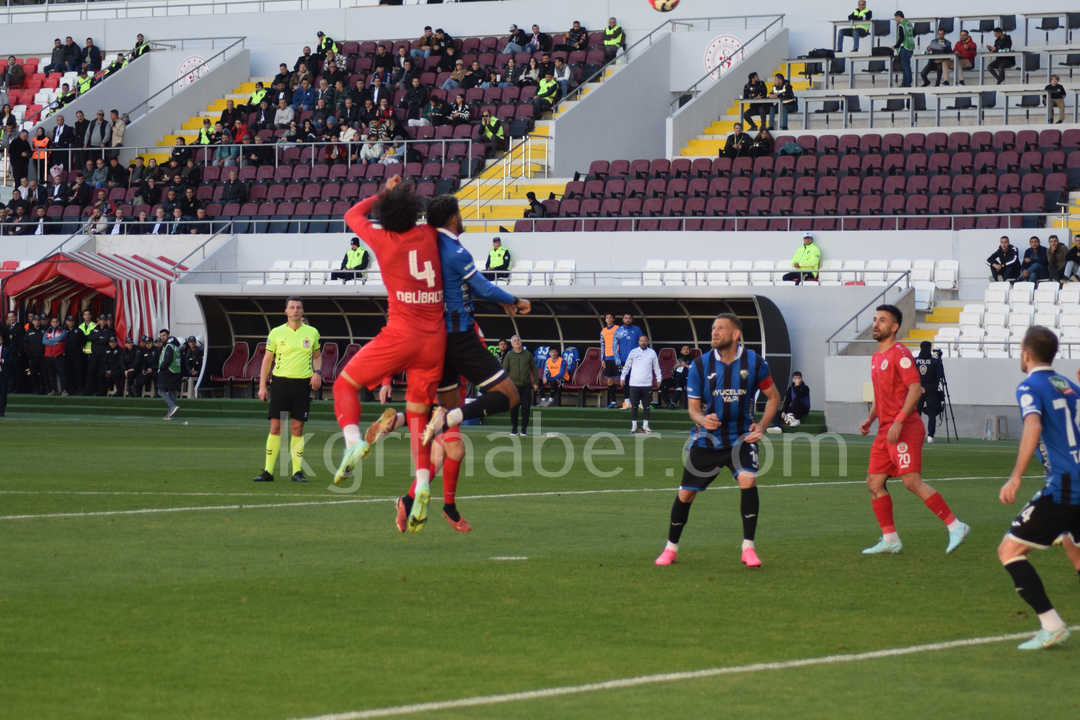 Karaman Fk Kendi Evinde 1 1 Berabere Kaldi5