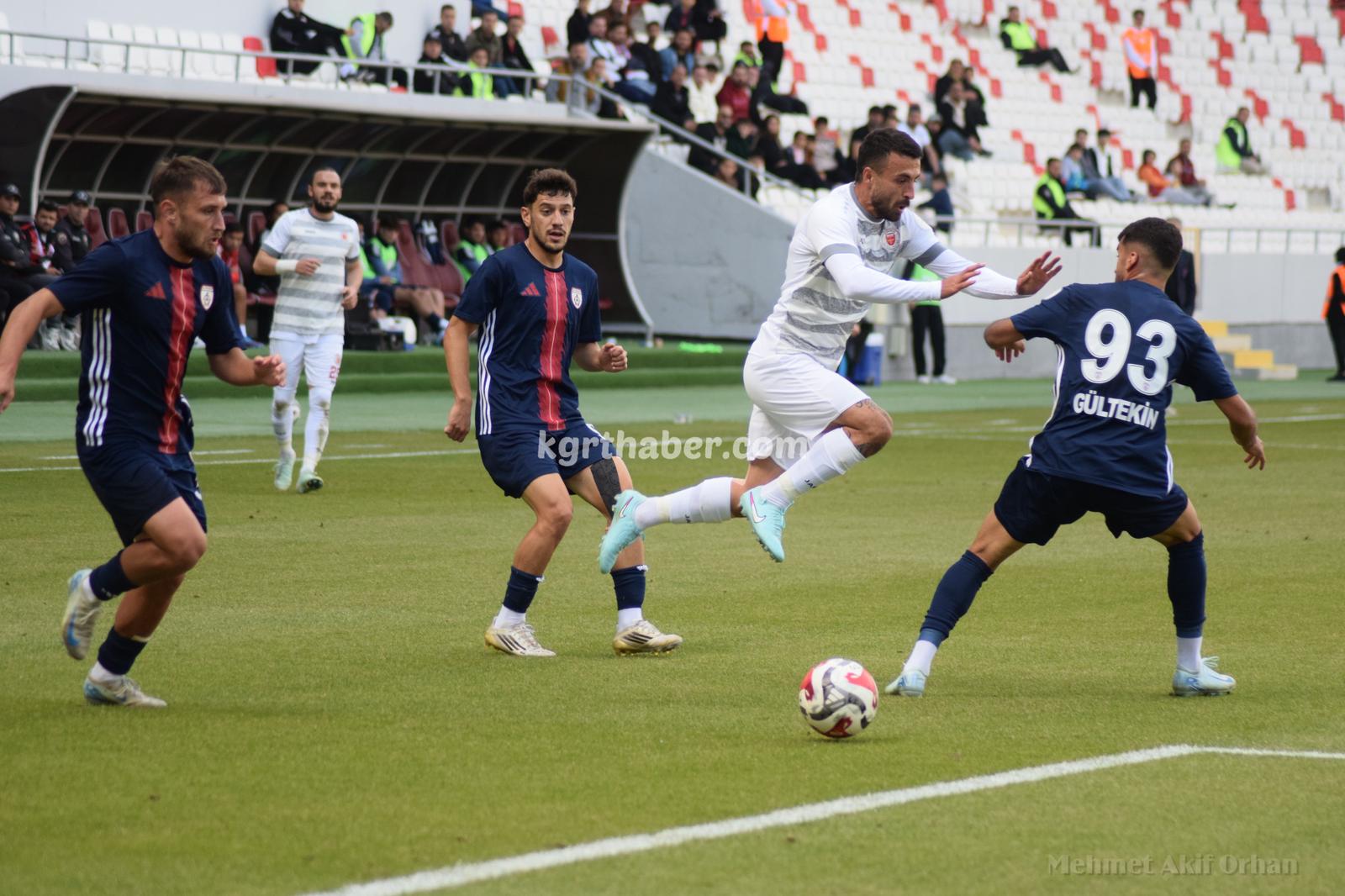 Karaman Fk Ligdeki Ilk Galibiyetini Aldi (12)