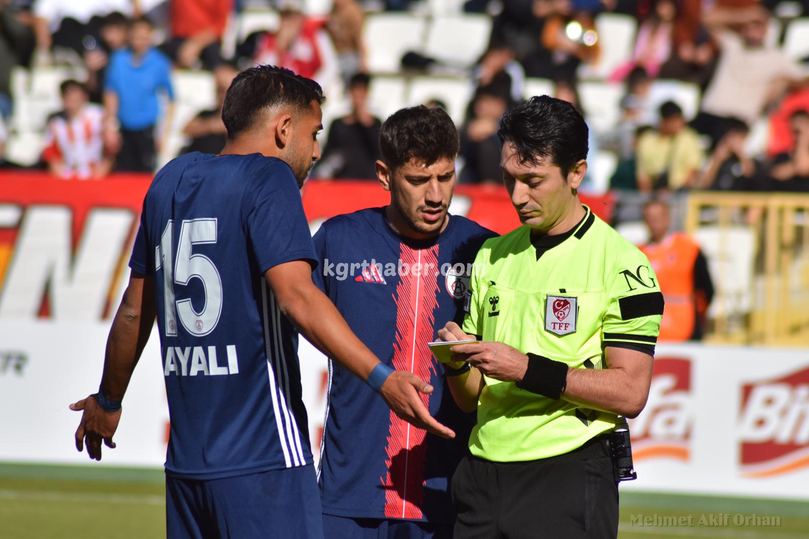 Karaman Fk Ligdeki Ilk Galibiyetini Aldi (21)