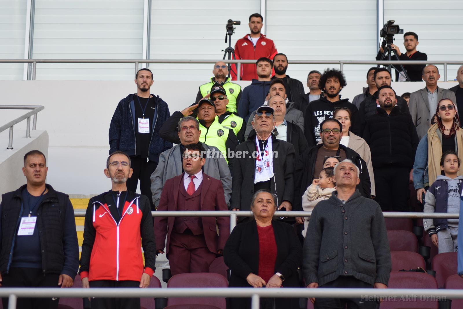 Karaman Fk Ligdeki Ilk Galibiyetini Aldi (24)