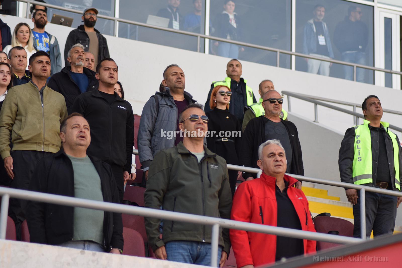 Karaman Fk Ligdeki Ilk Galibiyetini Aldi (7)