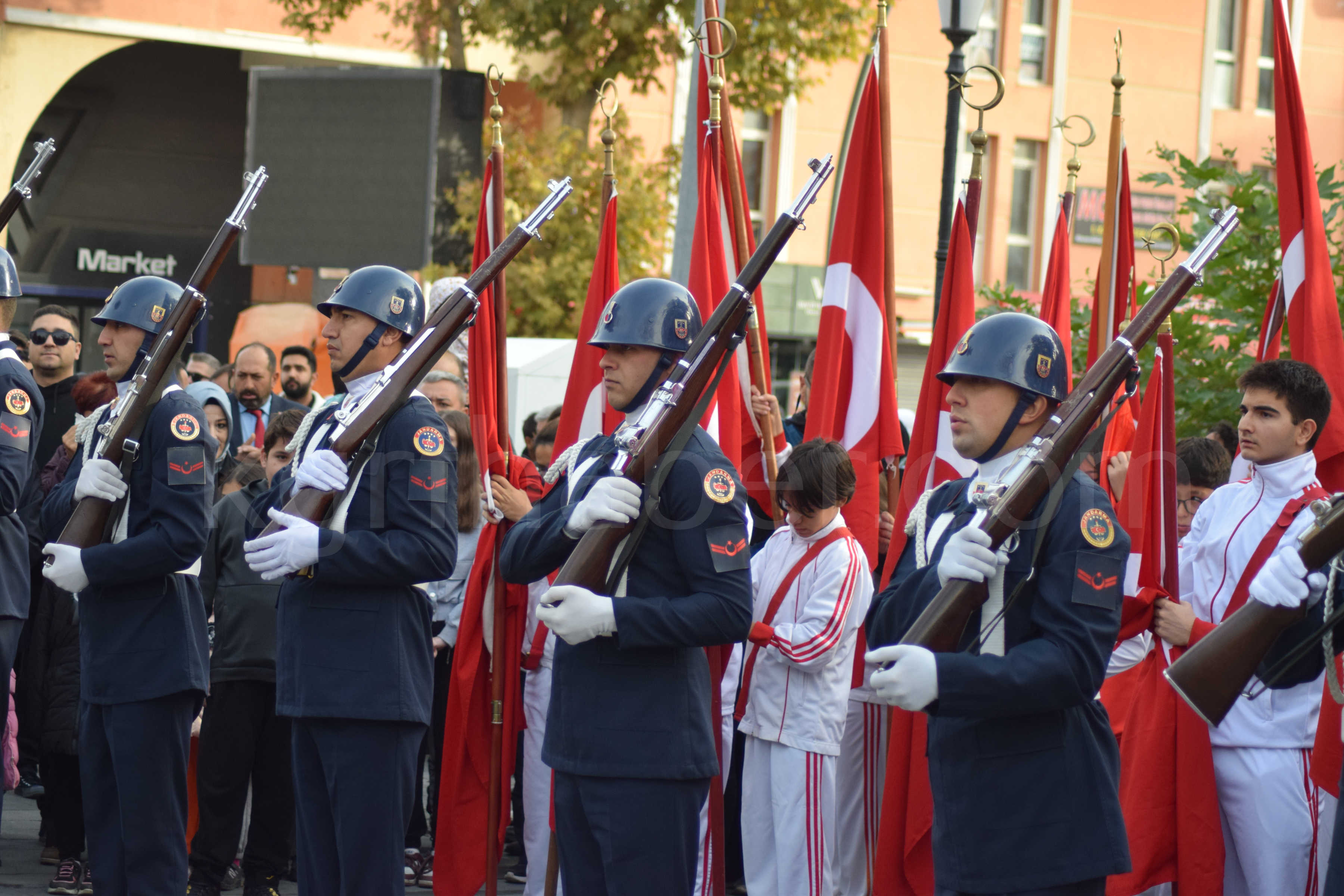 Karamanda 10 Kasimda Saat 9U 5 Gece Hayat Durdu14