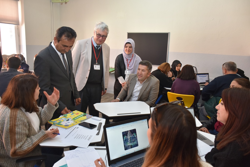 Karamanda 4 Gunluk Stem Maratonu Basladi (1)