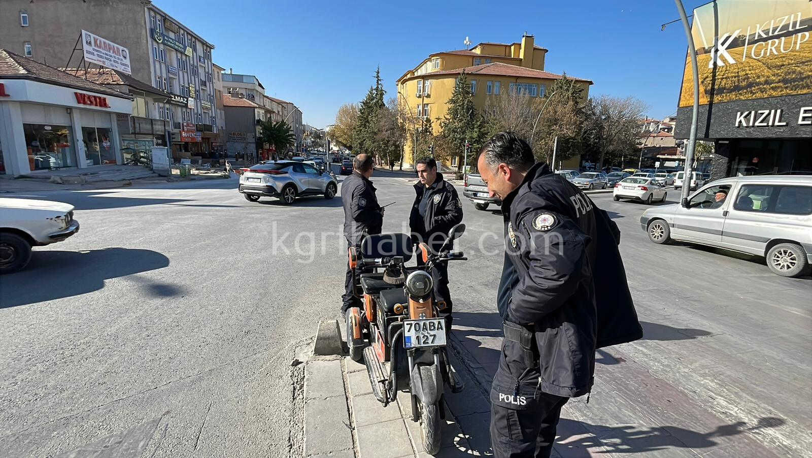 Karamanda 87 Yasindaki Surucu Yaralandi0