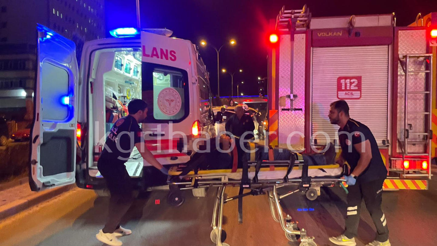 Karamanda Carpisan Suv Araclardan Biri Devrildi 2 Yarali13