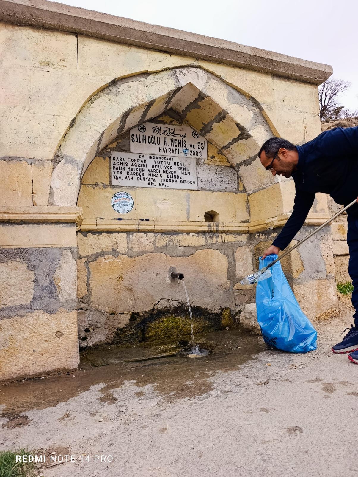 Karamanda Eli Opulecek Adami Buldum O Bir Temizlik Oncusu (23)