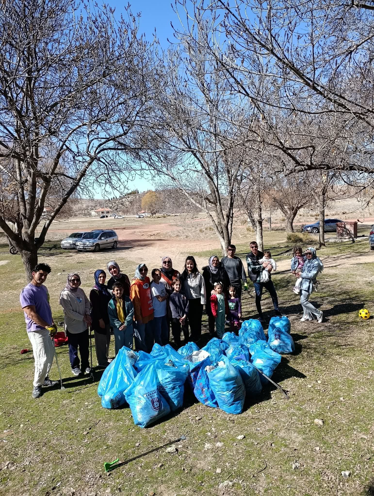 Karamanda Eli Opulecek Adami Buldum O Bir Temizlik Oncusu (25)