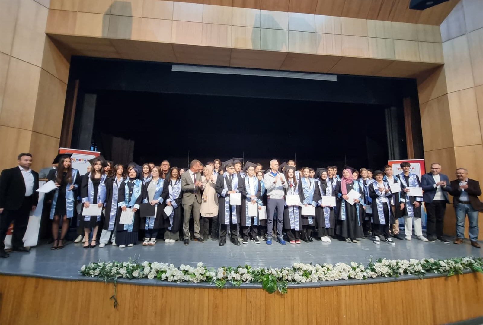 Karamanda Gelecegin Teknoloji Yildizlari Mezun Oldu1