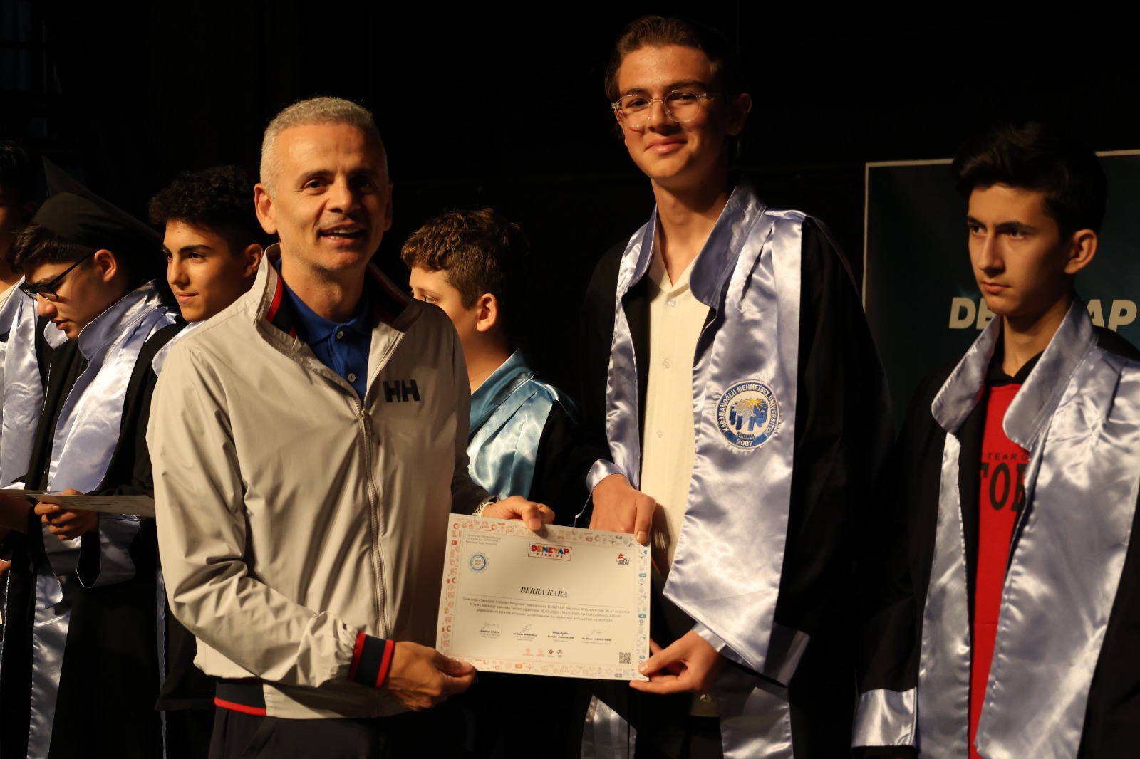 Karamanda Gelecegin Teknoloji Yildizlari Mezun Oldu2