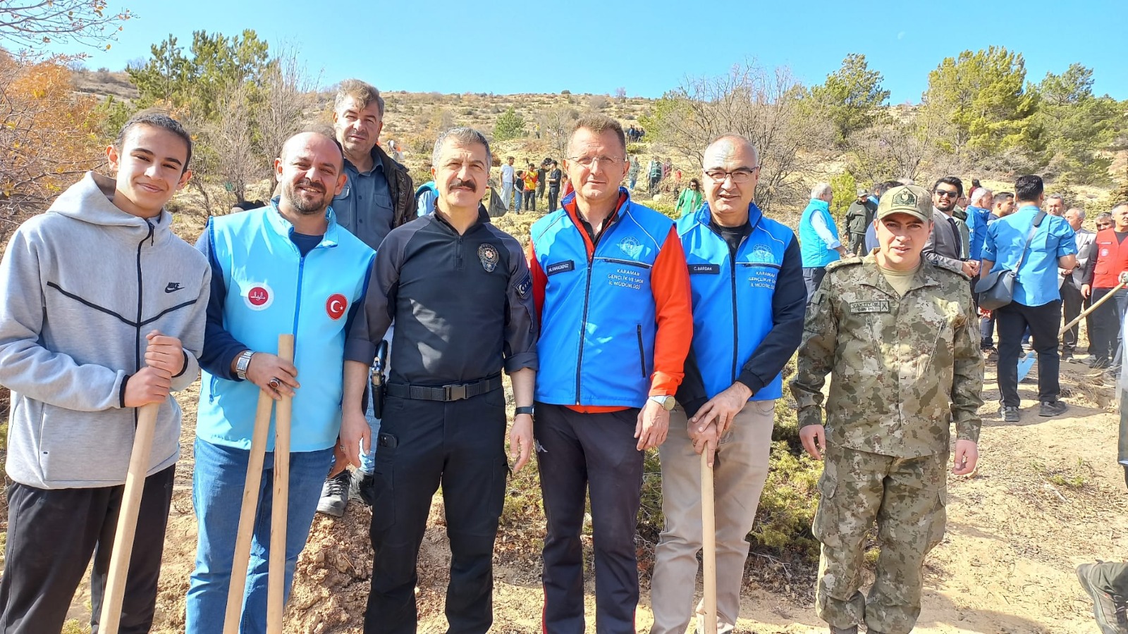 Karamanda Genc Eller Gelecege Nefes Oldu (1)