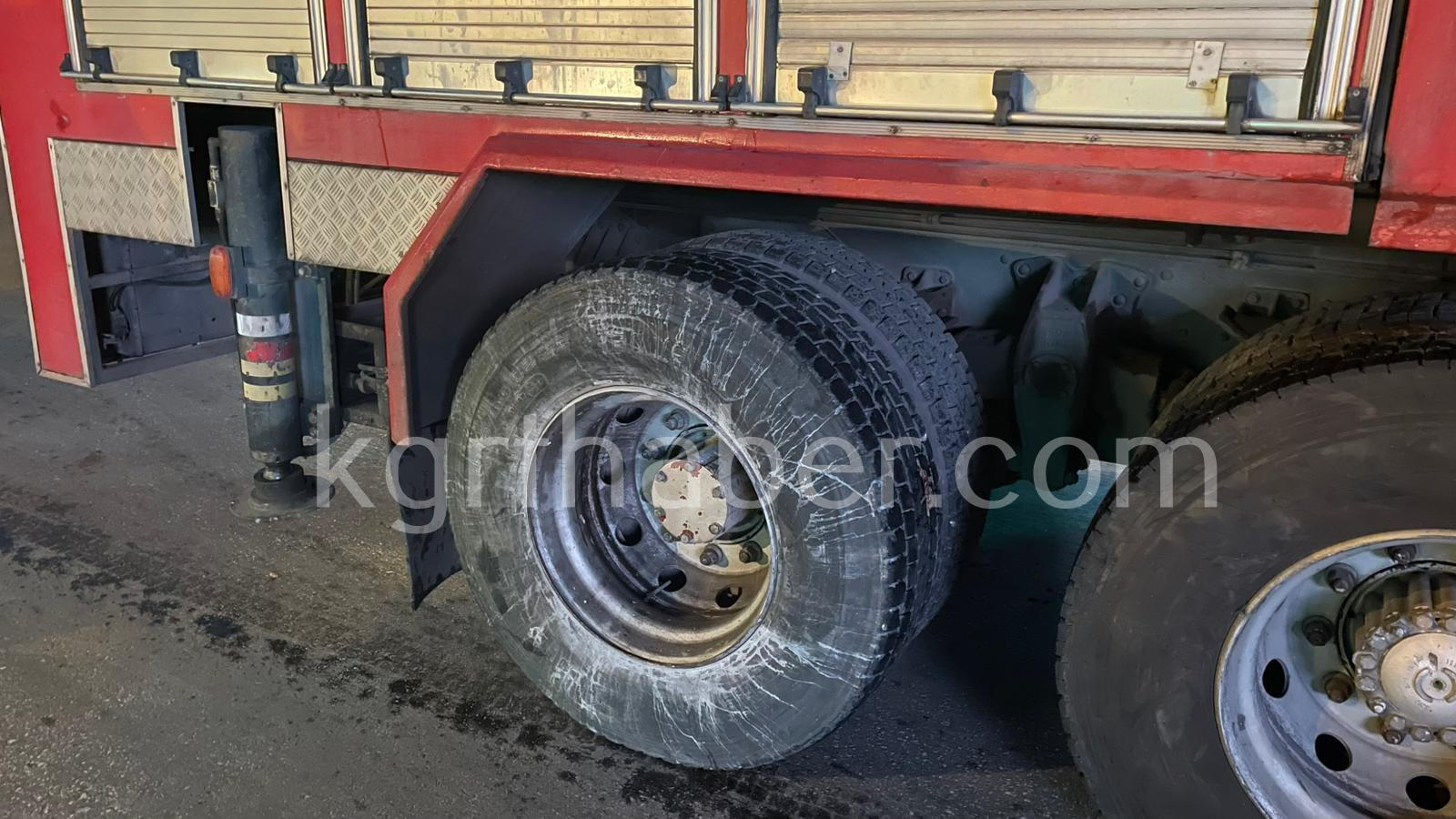 Karamanda Itfaiye Ile Otomobil Carpisti 1 Yarali10