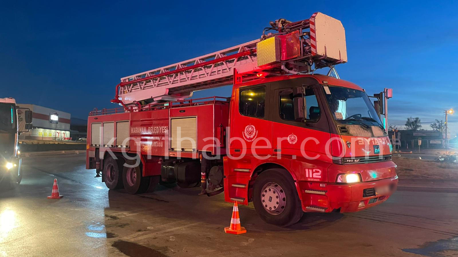 Karamanda Itfaiye Ile Otomobil Carpisti 1 Yarali11