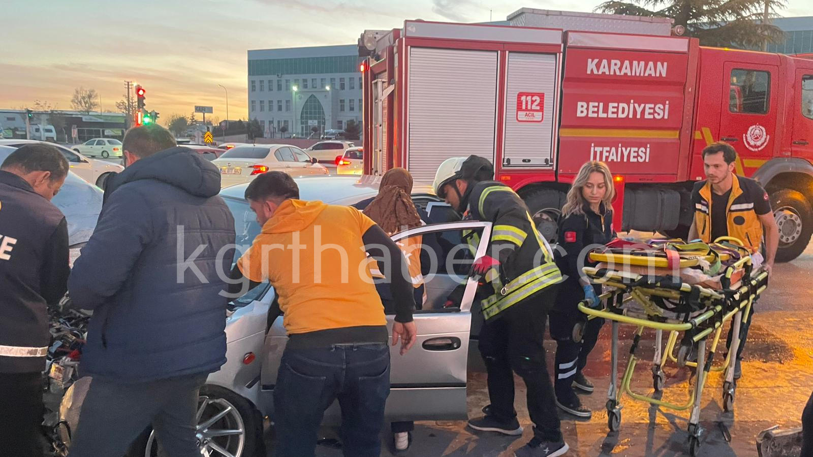 Karamanda Itfaiye Ile Otomobil Carpisti 1 Yarali15