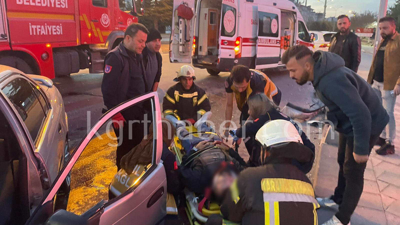 Karamanda Itfaiye Ile Otomobil Carpisti 1 Yarali5