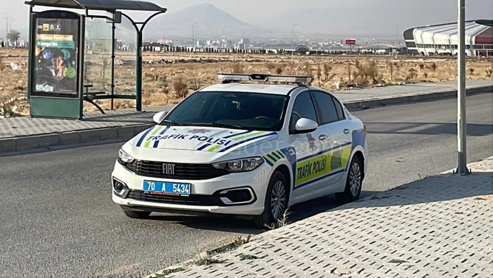 Karamanda Motorkuye Genc Yaralandi0