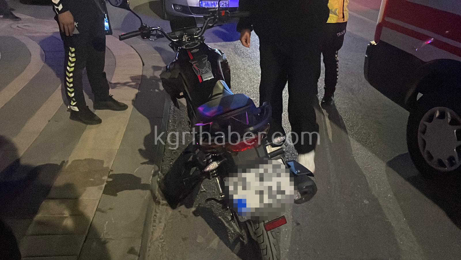 Karamanda Motosiklet Kazasi 24 Yasindaki Genc Yarali0