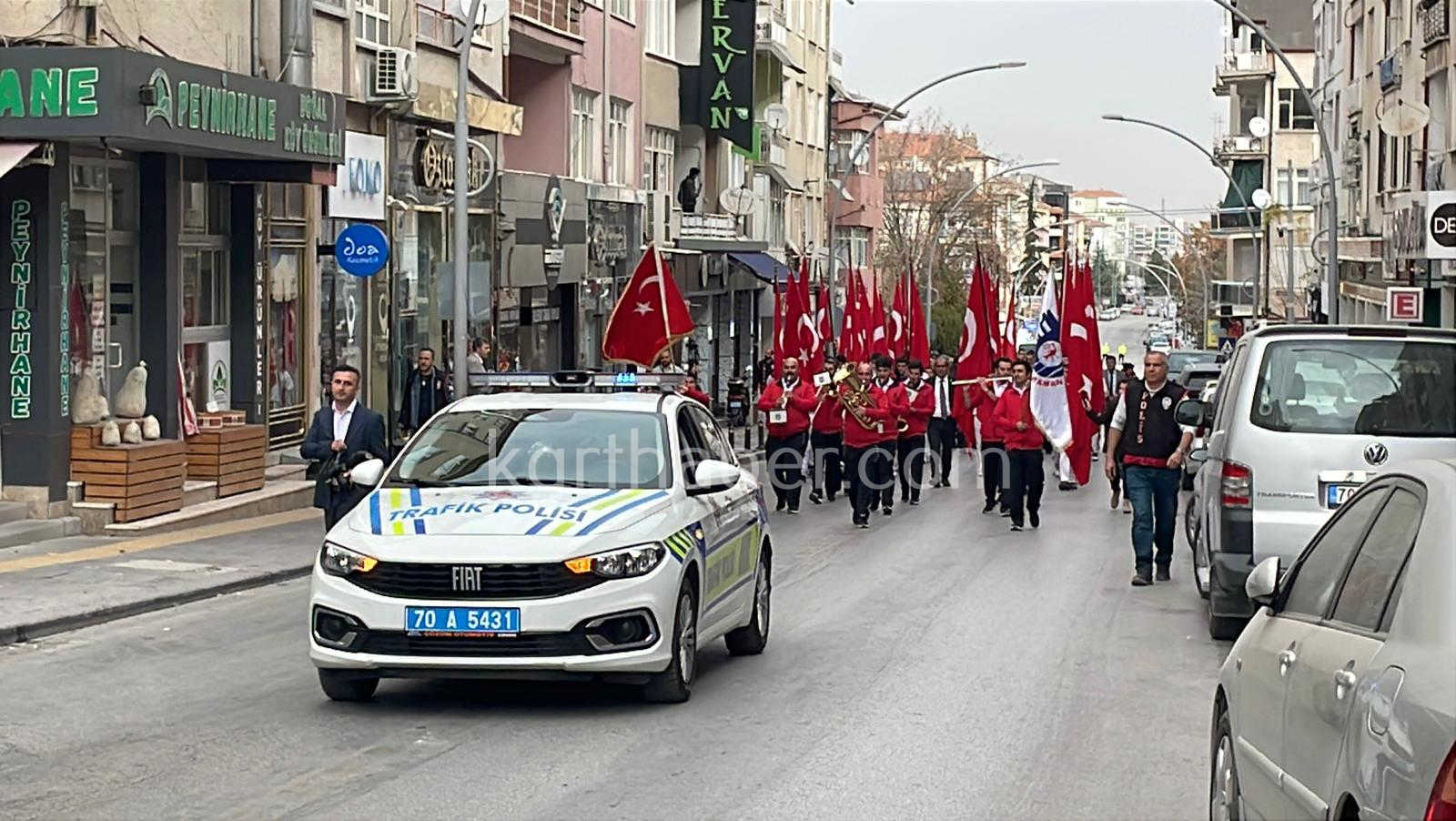 Karamanda Ogretmenler Gunu Yuruyusu Duzenlendi0