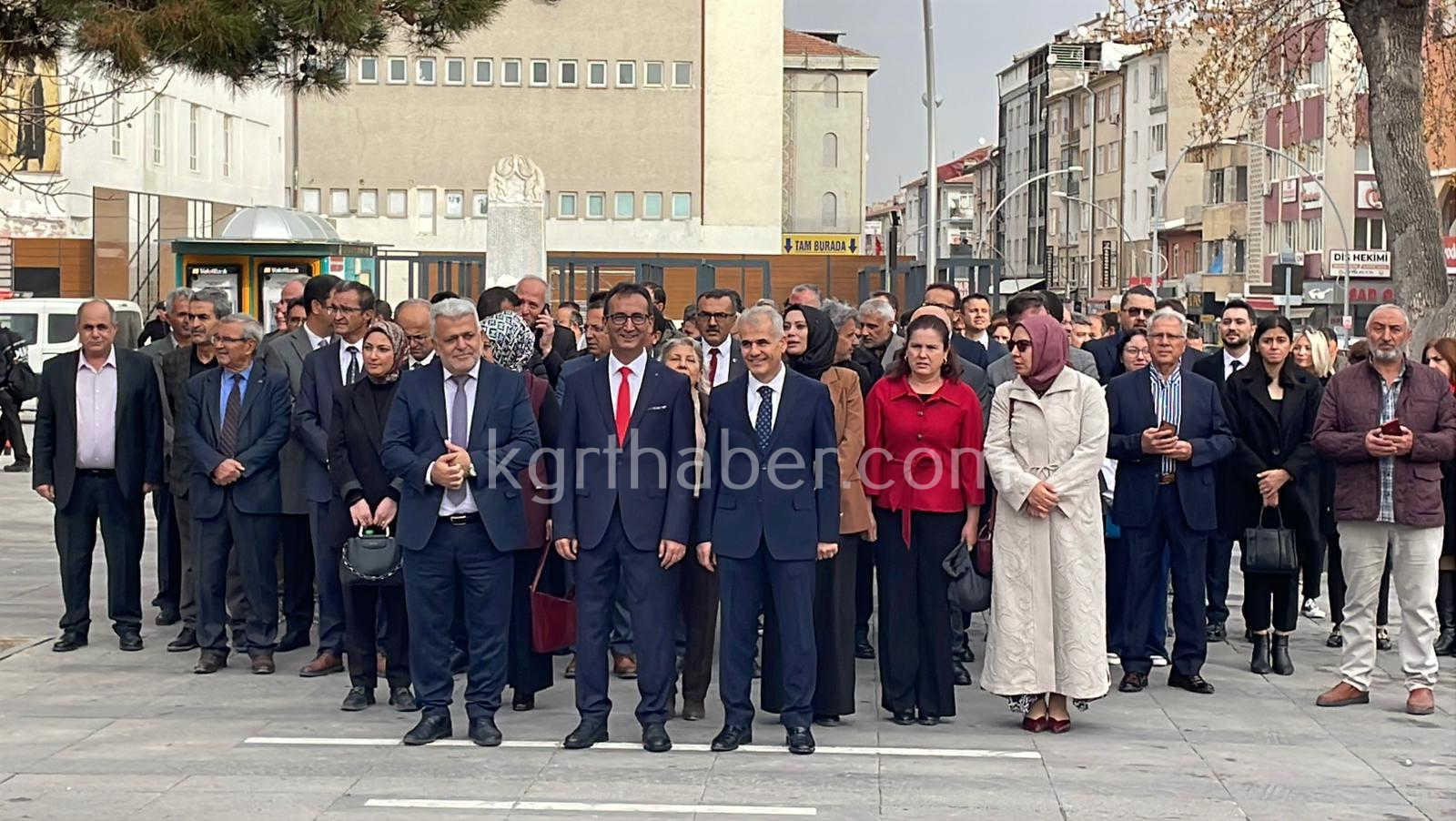 Karamanda Ogretmenler Gunu Yuruyusu Duzenlendi8