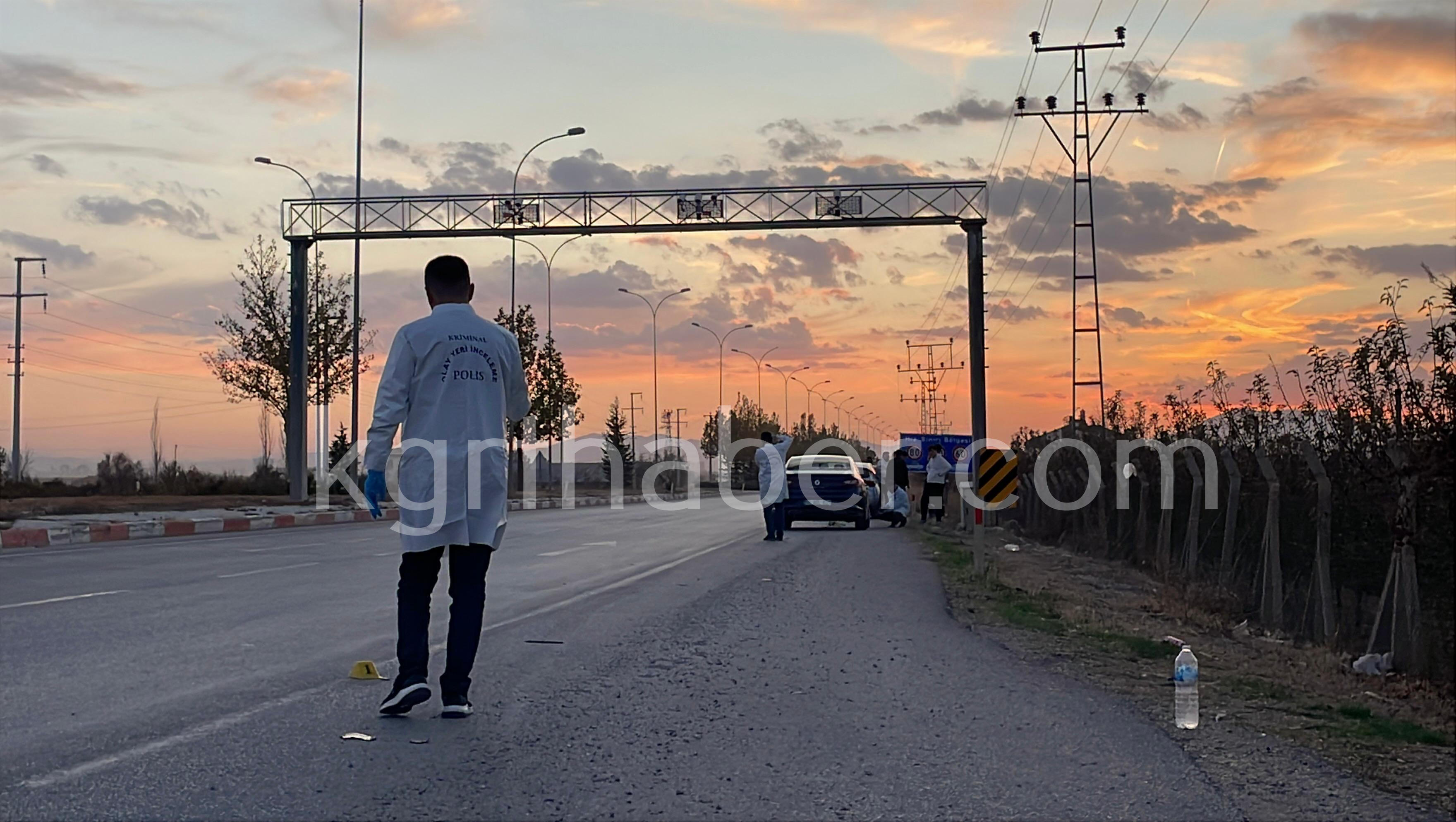 Karamanda Olumlu Kaza Yasli Kadin Kurtarilamadi11