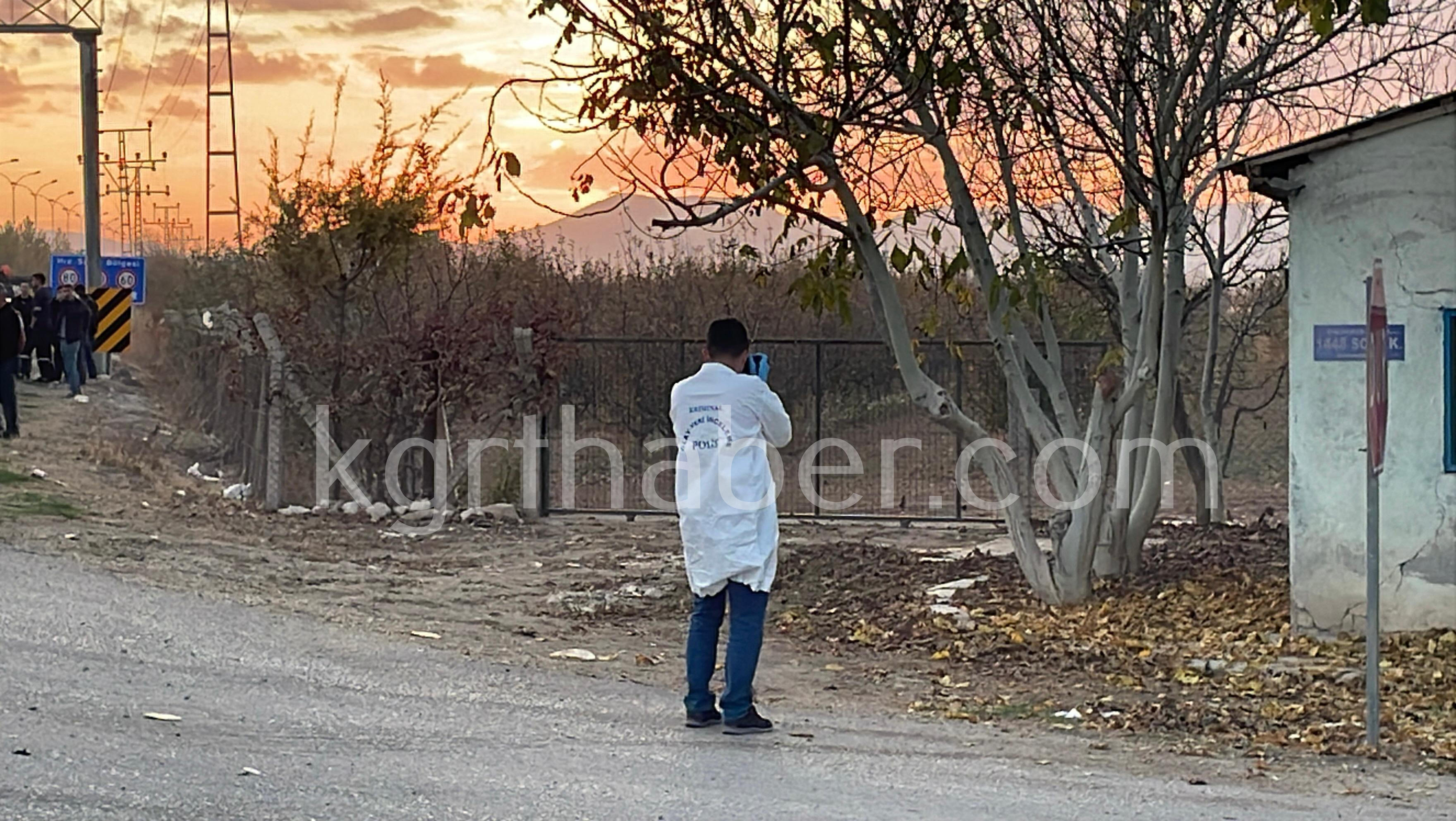 Karamanda Olumlu Kaza Yasli Kadin Kurtarilamadi6