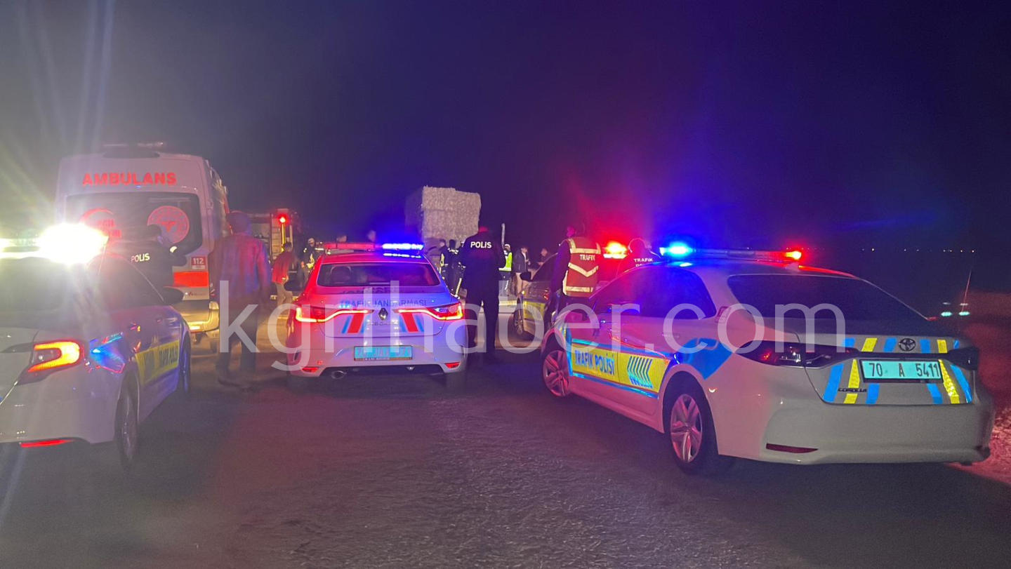 Karaman'da Otomobil Tırın Altına Girdi Karı Koca Öldü14