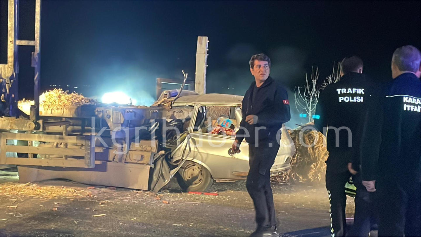 Karaman'da Otomobil Tırın Altına Girdi Karı Koca Öldü30