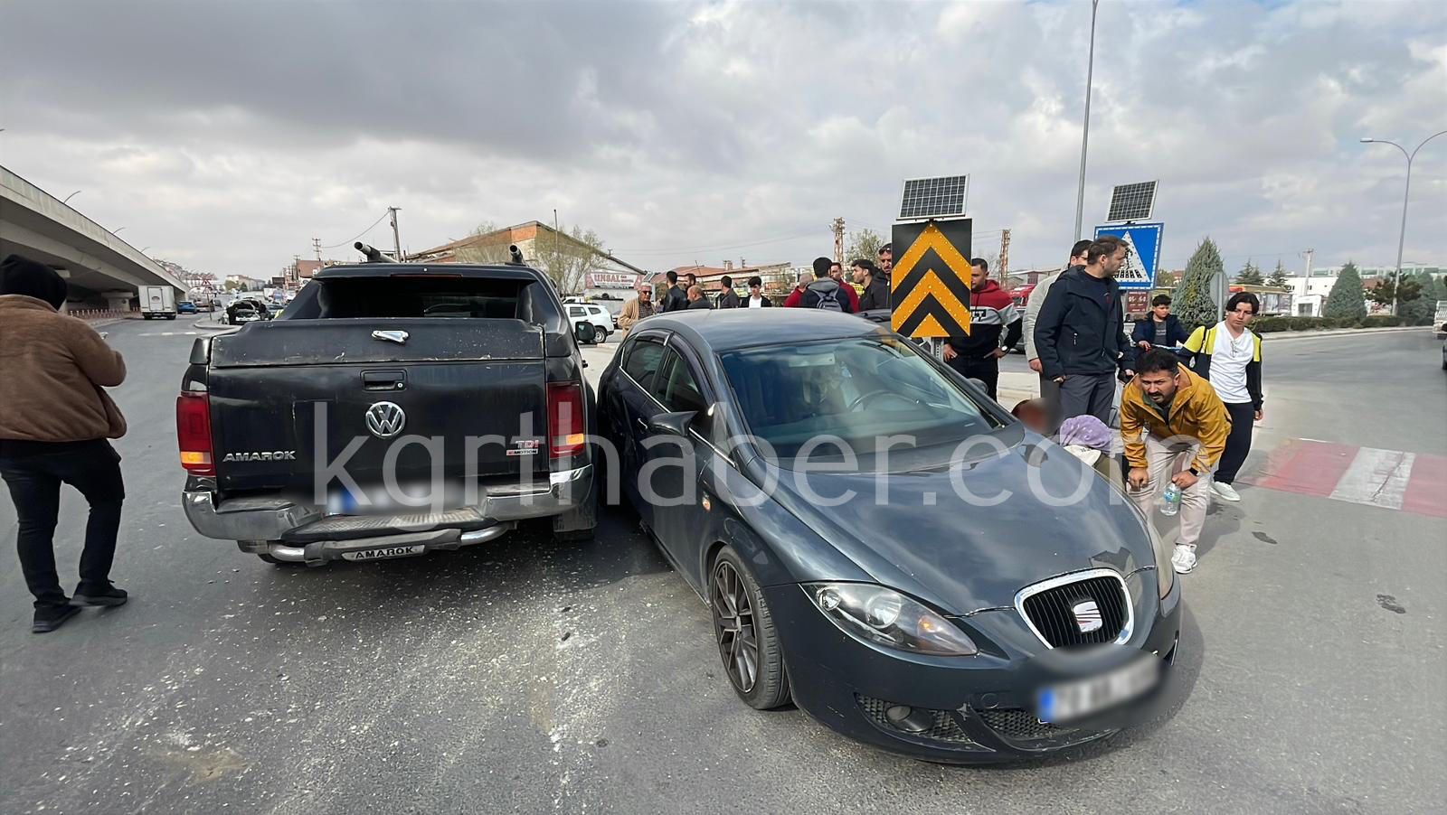 Karamanda Pikap Ile Otomobil Carpisti 1 Yarali5