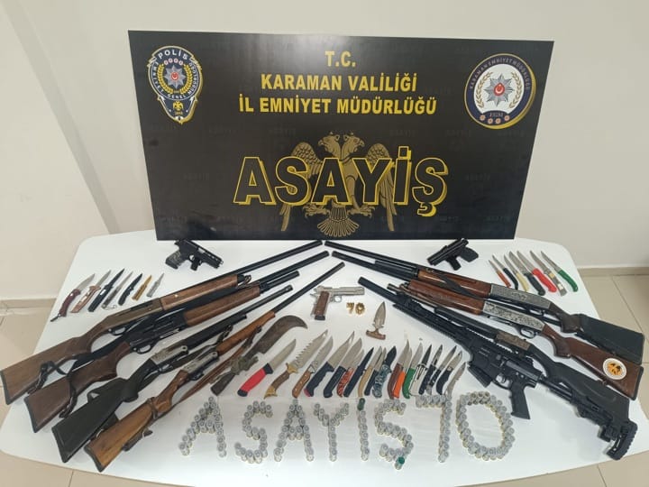 Karamanda Tarihi Eserler Ve Ruhsatsiz Silahlar Ele Gecirildi 8 Kisi Tutuklandi (3)