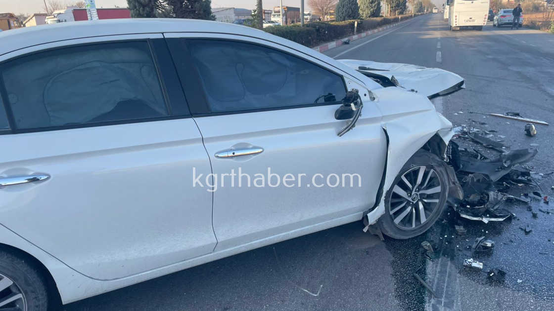 Karamanda Tirla Otomobil Carpisti 1 Yarali6