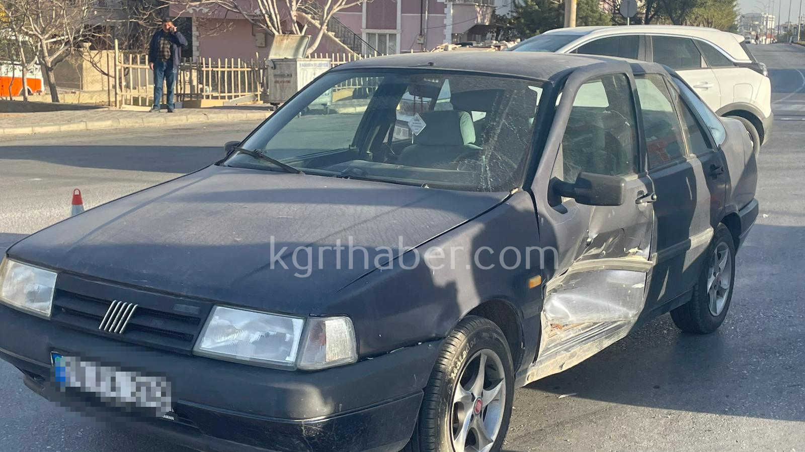 Karamanda Trafik Kazasi Kavsakta Carpistilar1-1