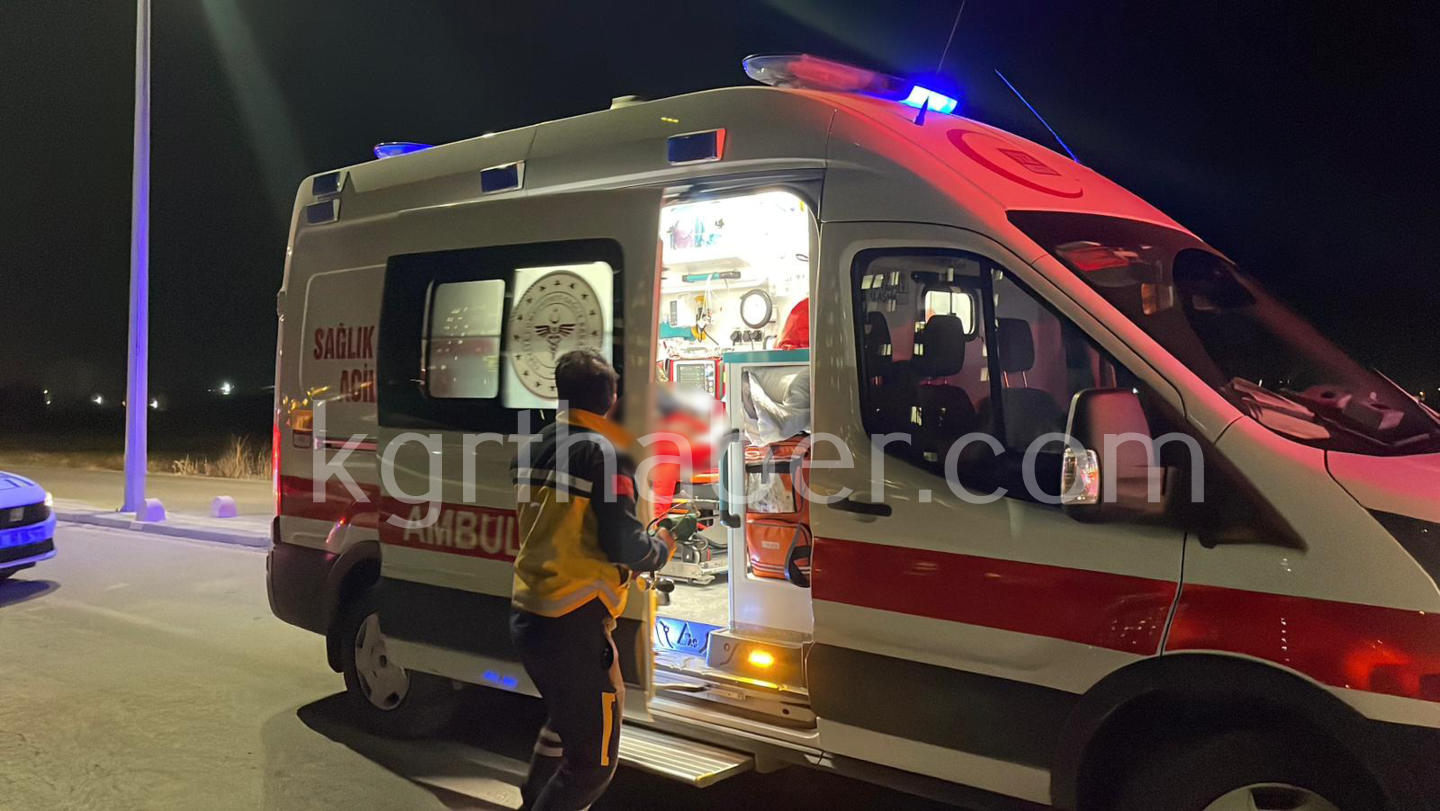 Karamandai Betona Carpan Otomobil Takla Atti 2 Yarali12